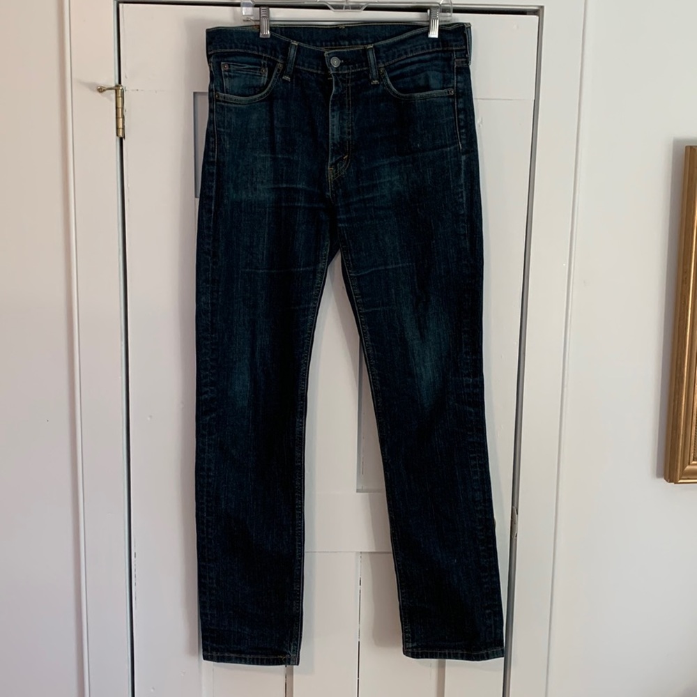Levi’s 541 Darker Denim Jean 35”x36” Needs Repair